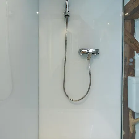 Apartma Sobe Na Skednju *